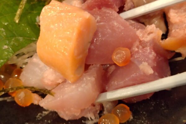 20いろいろ海鮮 » 食べ歩き うまログ!