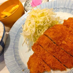 8C初訪キャベツ少なめ » 食べ歩き うまログ!